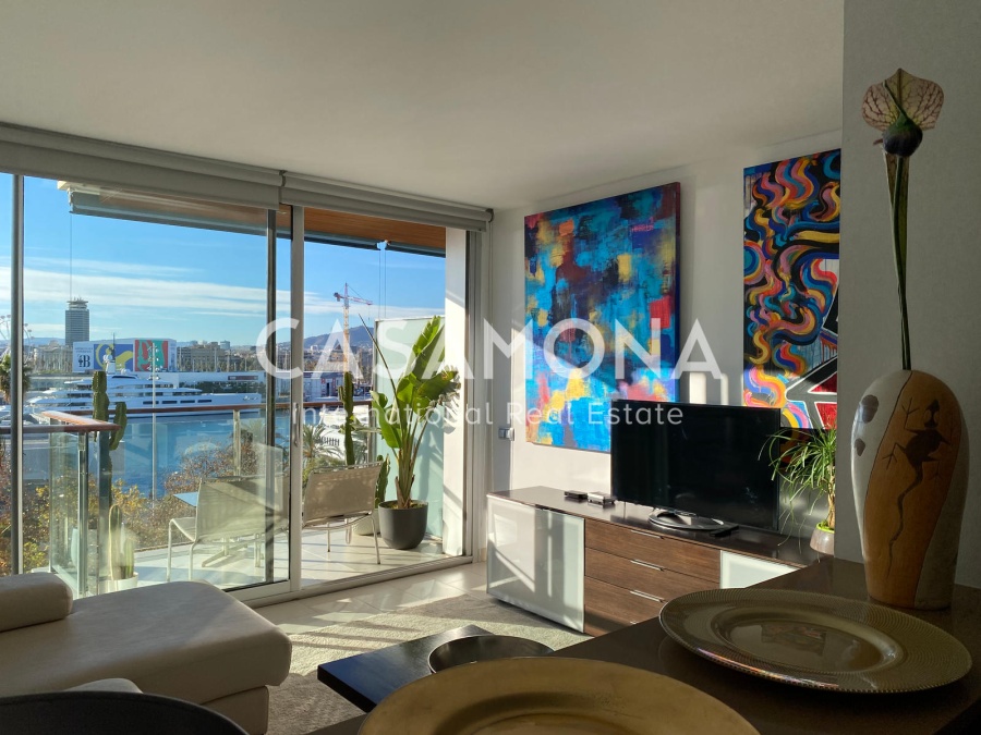 Amazing 1 Bedroom Penthouse with Views of Barcelona