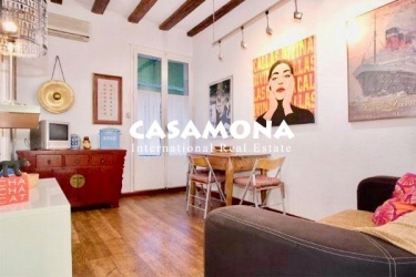 Bright 1 Bedroom Apartment with 2 Balconies in El Raval