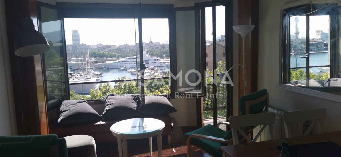 3 Bedroom Apartment with Incredible Sea View, Terrace and Elevator in Barceloneta