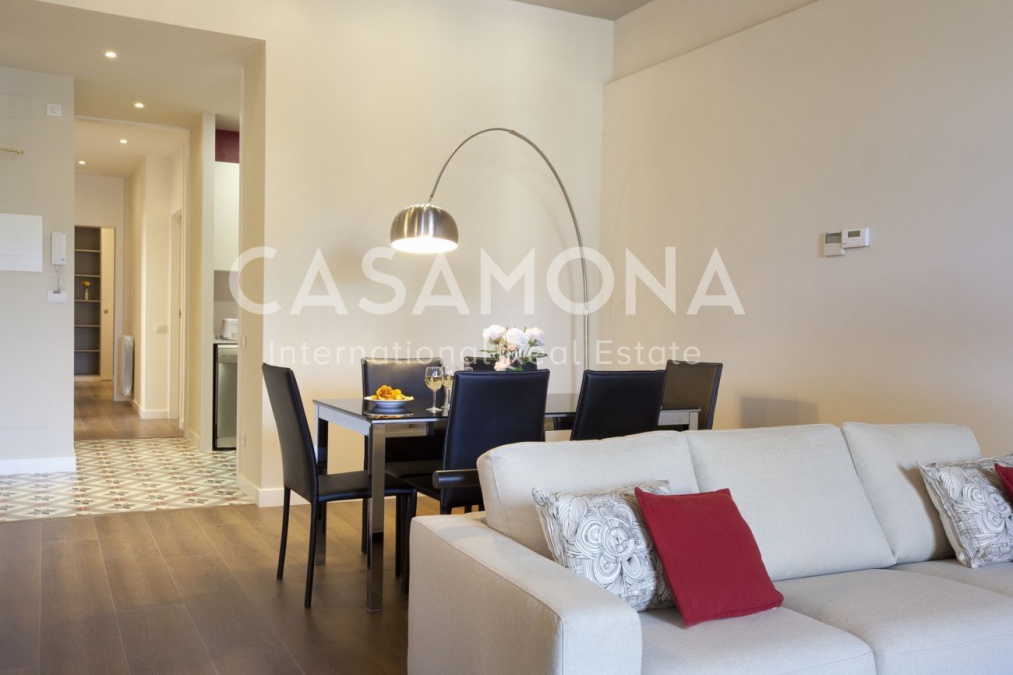 Modern Luxury Apartment Minutes from Port Vell and the Beach