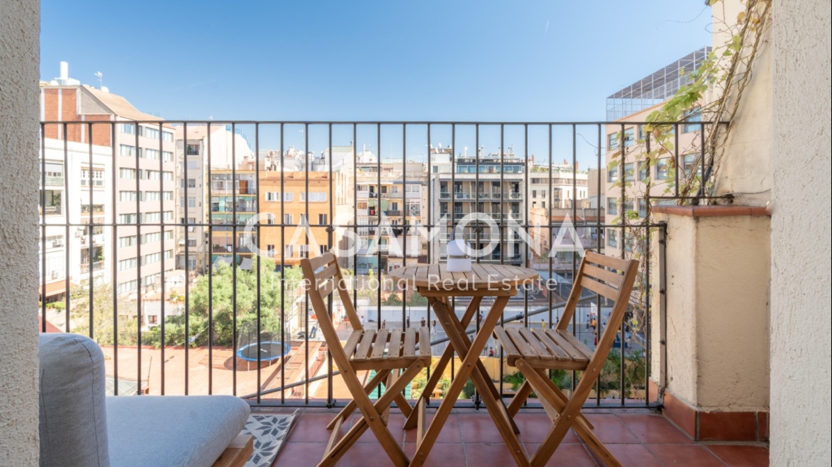 Appartement contemporain de 2 chambres et 2 salles de bains avec balcon dans l’Eixample Esquerra