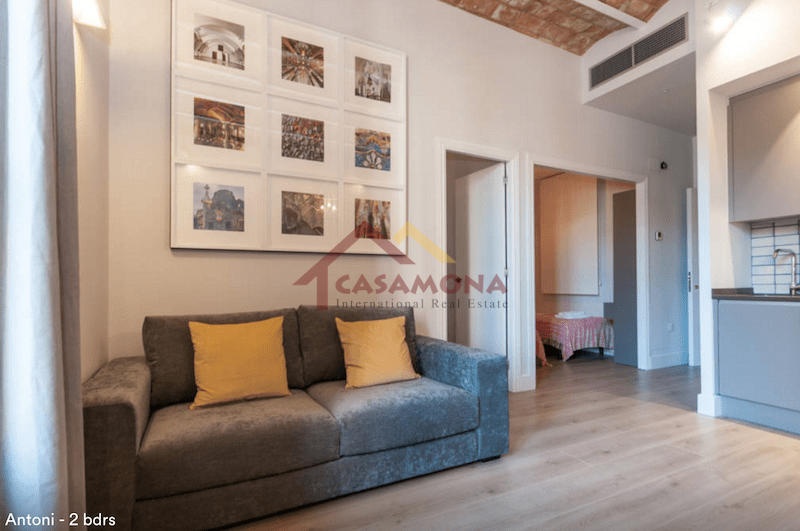 Appartement met 2 slaapkamers en balkon in Eixample