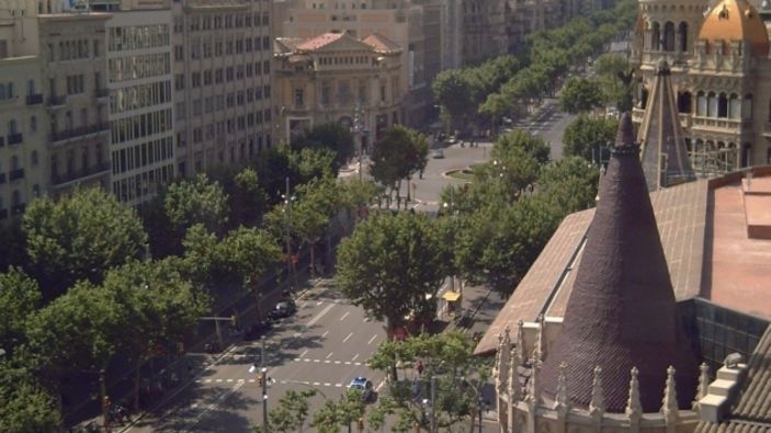 GRAN INVERSIÓ, ATICO PER RENOVAR AL PASSEIG DE GRÀCIA AMB UNA ENORME TERRASSA PRIVADA