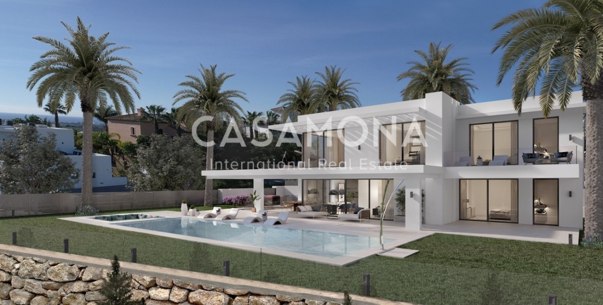 Magnificent Opportunity in Marbella - Villa in Los Flamingos Benahavís