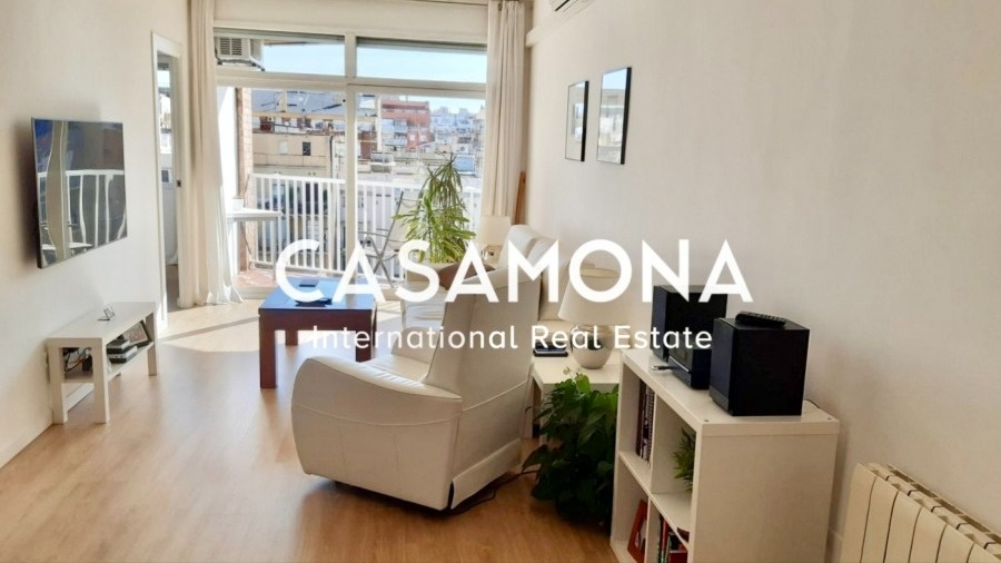 Beautifully Renovated Modern Apartment in Sant Antoni with a Terrace