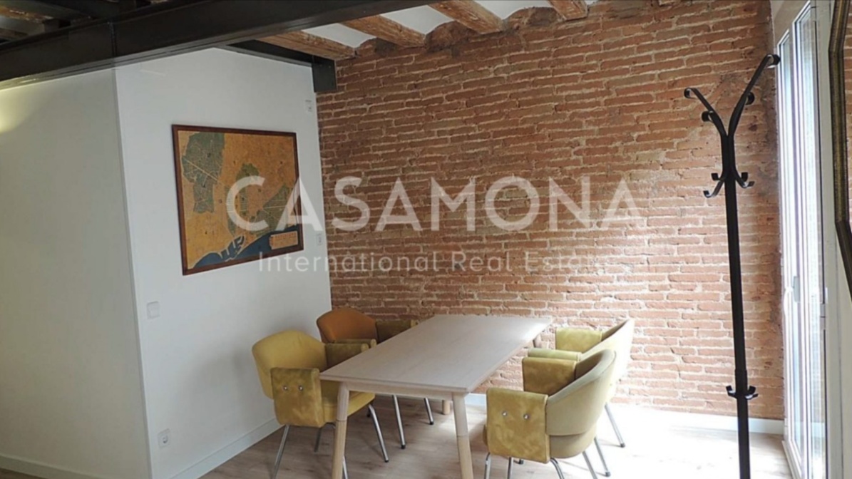 Fully Renovated 2 Bedroom Apartment near Universitat