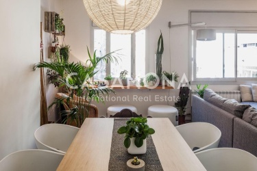 Spacious 2-Bedroom Apartment Just Steps from Sagrada Familia