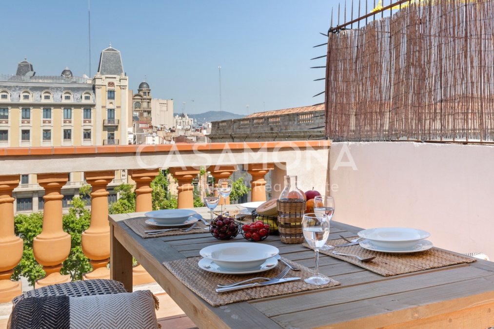 Prachtig modern penthouse in het hart van Barcelona