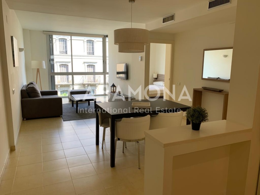 APARTAMENTO DE 2 DORMITORIOS LUMINOSO Y MODERNO CON PISCINA COMUNITARIA