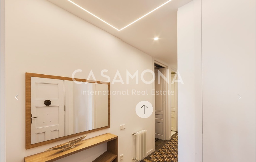 SUNNY 2 BEDROOM APARTMENT IN EIXAMPLE ESQUERRA WITH COMMUNITY SWIMMING POOL