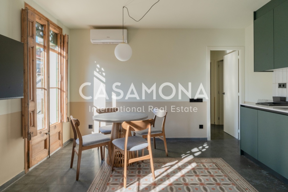 Schöne 3-Zimmer-Wohnung mit Balkon und Aufzug in Eixample Esquerra