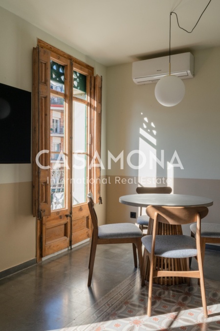 Schöne 3-Zimmer-Wohnung mit Balkon und Aufzug in Eixample Esquerra