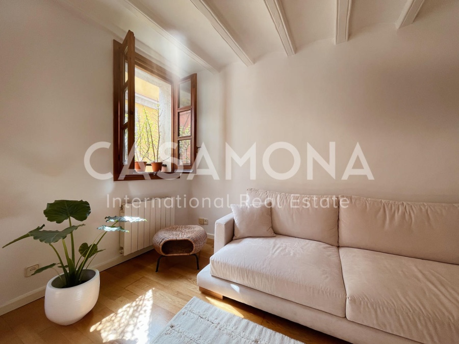 Appartement lumineux de 2 chambres à El Gótico avec balcon et mobilier moderne