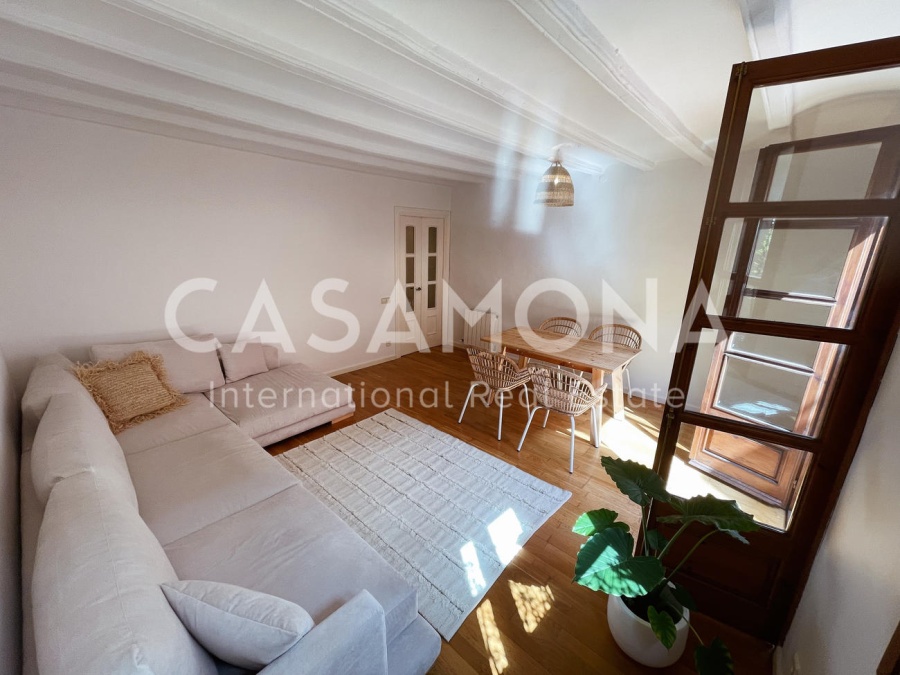 Appartement lumineux de 2 chambres à El Gótico avec balcon et mobilier moderne