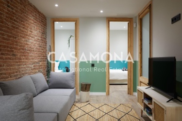 Recently Renovated 3 Bedroom Apartment in Poble Sec