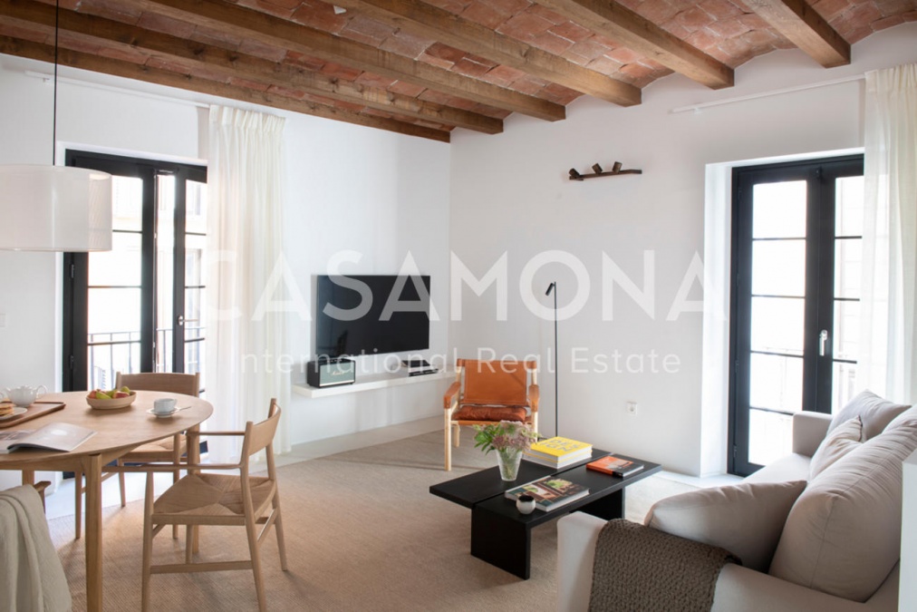 PRECIOSO APARTAMENTO DE 3 DORMITORIOS EN UN ANTIGUO PALACIO CON SPA EN GÓTICO