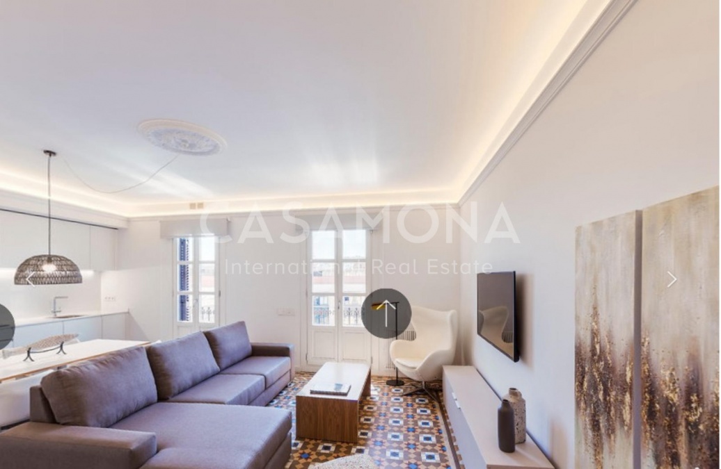 Lluminós i Airy Apartament de 2 Dormitoris al cor de Barcelona