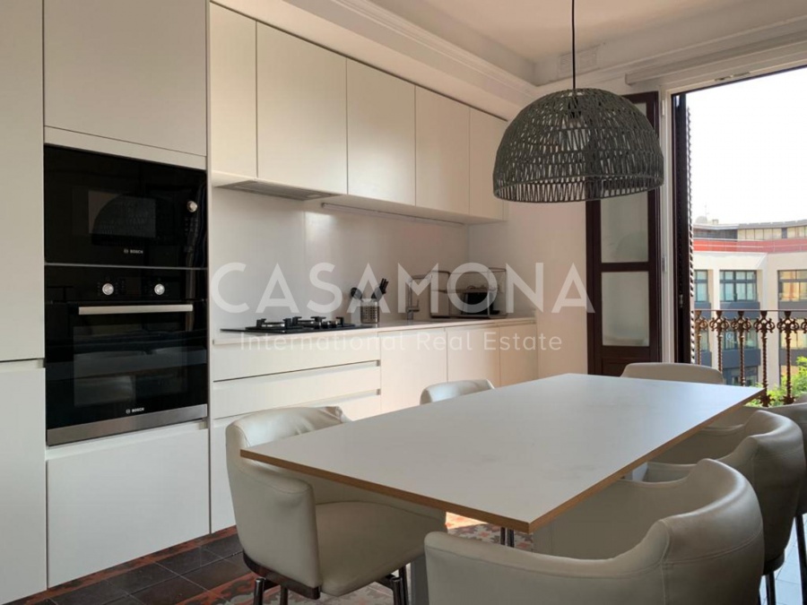 Lluminós i Airy Apartament de 2 Dormitoris al cor de Barcelona