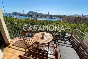 Splendido appartamento con 3 camere da letto con balcone, ascensore e vista mozzafiato