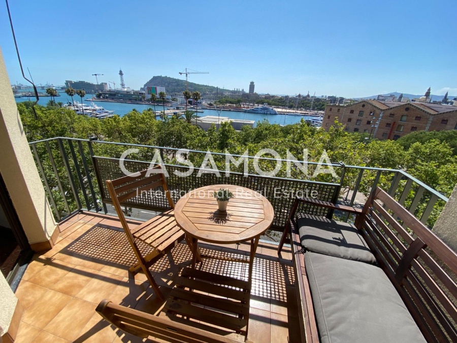 Splendido appartamento con 3 camere da letto con balcone, ascensore e vista mozzafiato