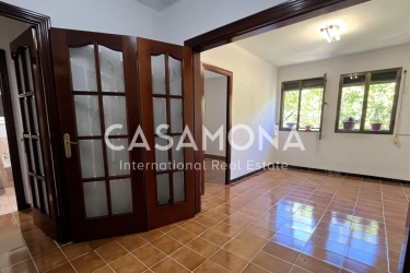 3 Bedroom Apartment for Renovation with an Elevator right next to the Beach