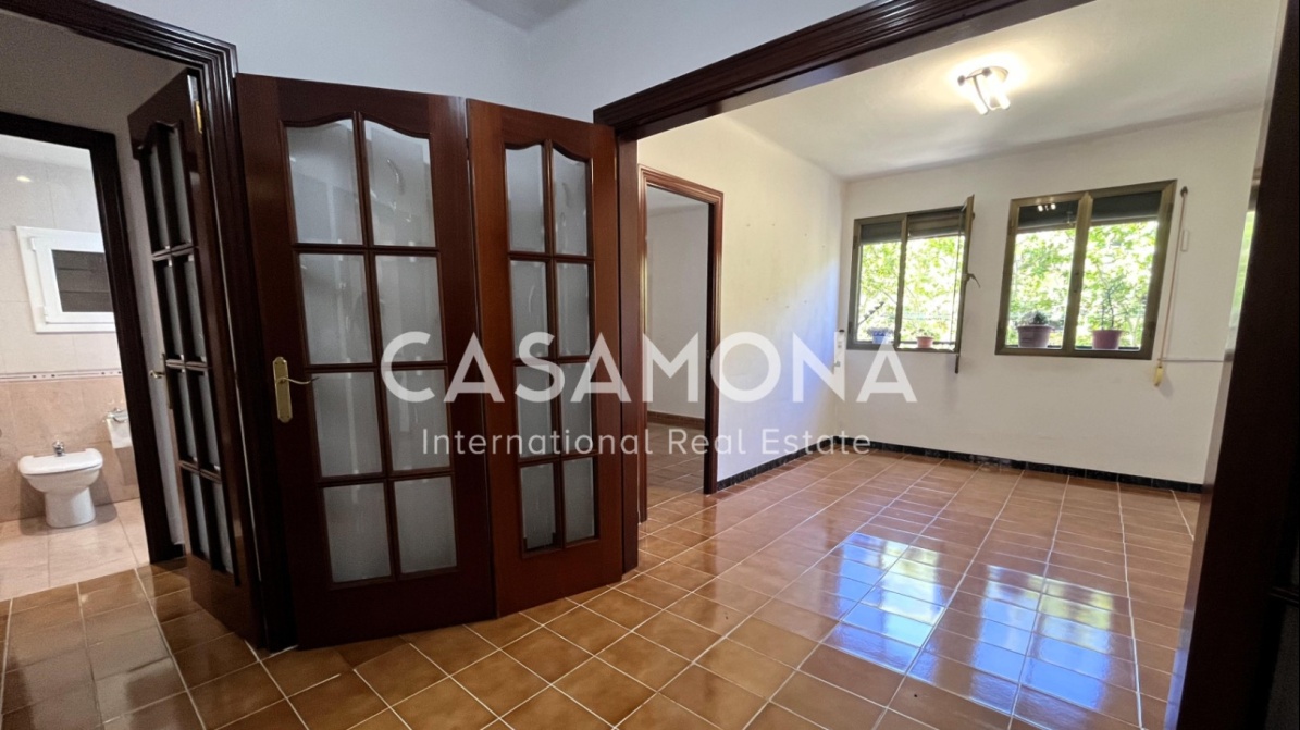 3 Bedroom Apartment for Renovation with an Elevator right next to the Beach