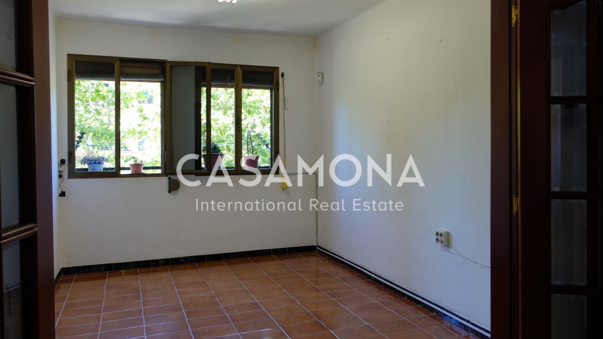 3 Bedroom Apartment for Renovation with an Elevator right next to the Beach