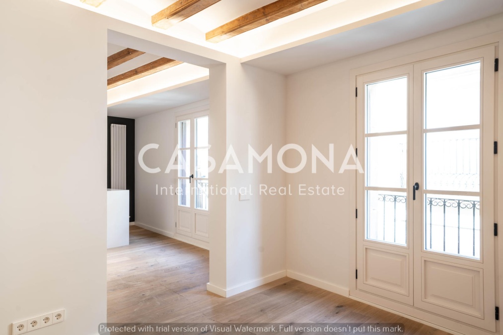 Moderno appartamento con 3 camere da letto con un tocco contemporaneo in Calle Avinyo