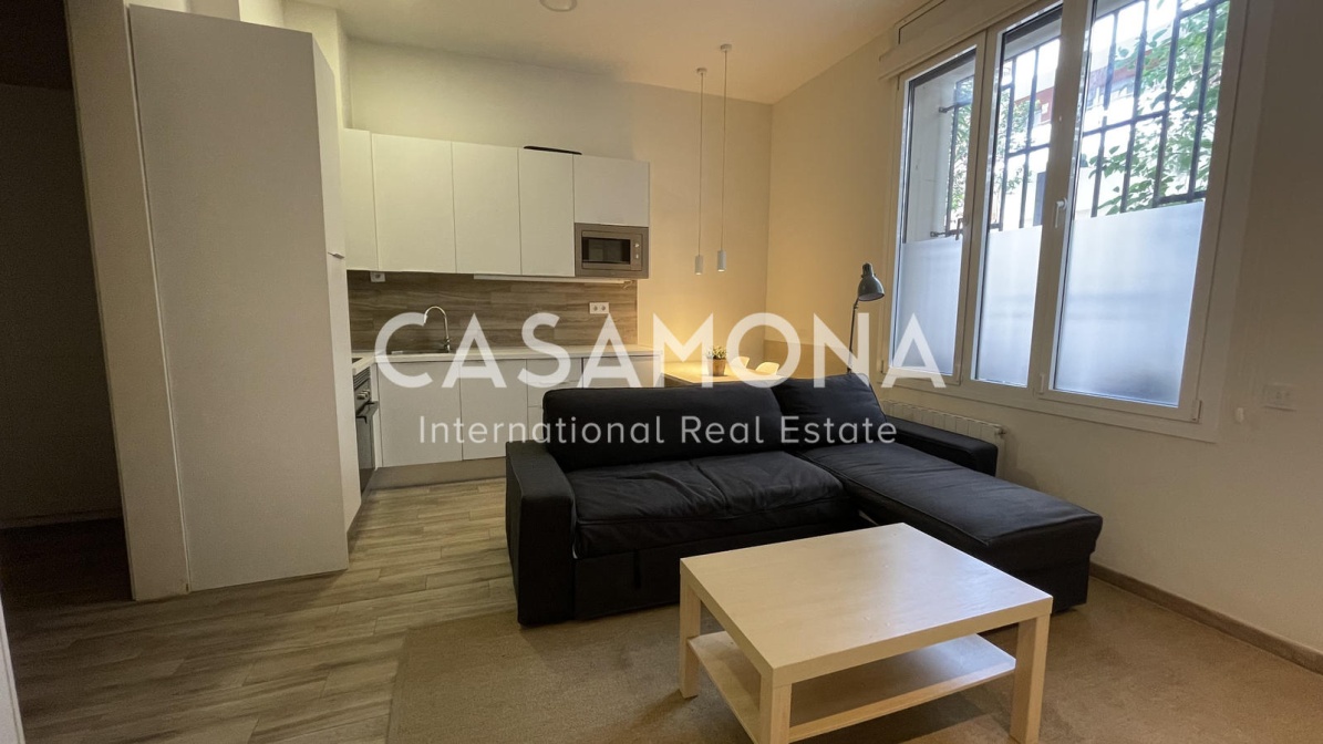 Cozy Renovated Apartment Located In The Heart of Sarriá