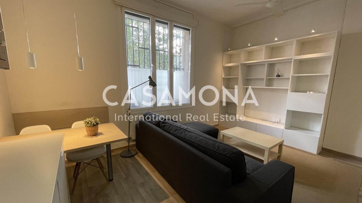 Cozy Renovated Apartment Located In The Heart of Sarriá