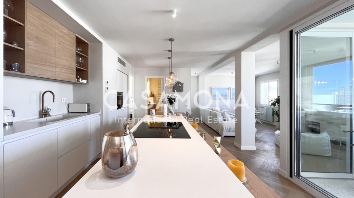 Spektakuläres Apartment mit 2 Schlafzimmern und 2 Bädern mit großer Terrasse und Blick in Barceloneta