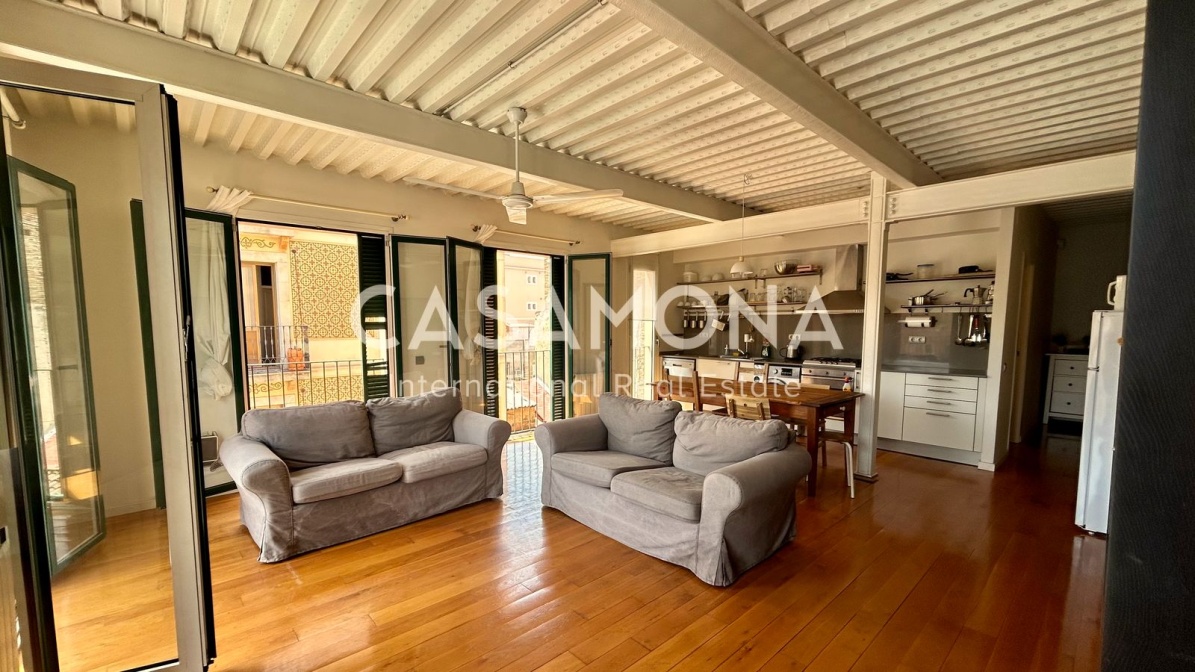 Six balcons à la française, appartement de 2 chambres, 2 salles de bain avec ascenseur à Barceloneta