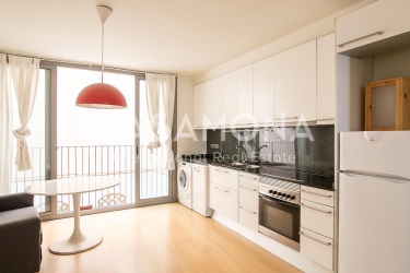 Great Investment: Central 1-Bedroom Apartment With an Elevator in Sant Pere