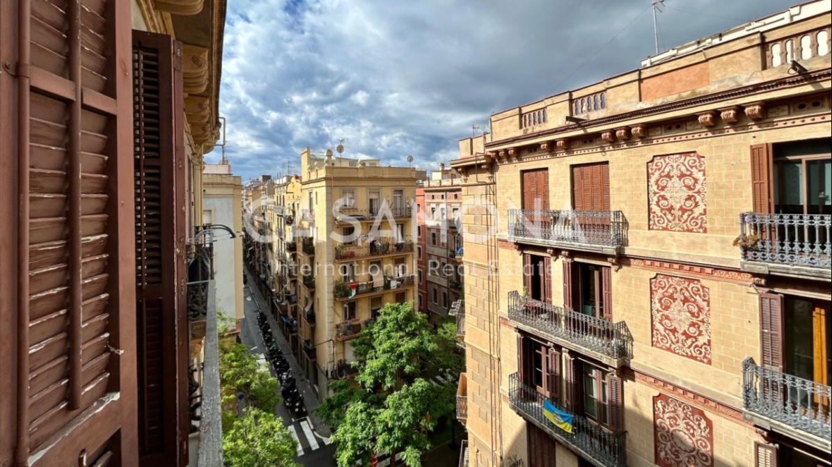 2-roms leilighet med heis og balkong i Barceloneta