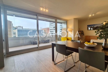 Apartament modern de 2 dormitoris amb piscina comunitària a Diagonal del Mar