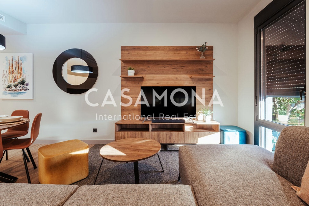 Camera in Cluster in Splendida Residenza Co-Living con Piscina e Palestra a Poble Nou