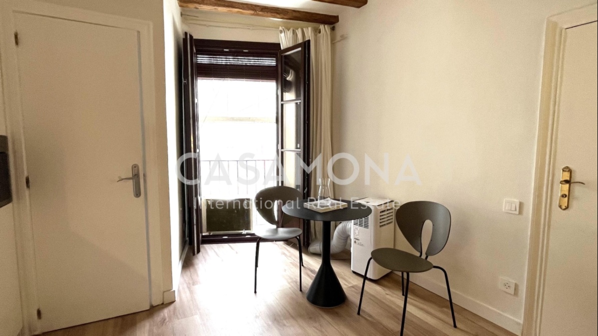 Gemütliches Studio-Apartment mit 1 Schlafzimmer im Herzen von Barcelona in Born