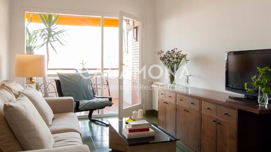 4 Bedroom-Apartment with community swimming pool in Premià de Mar