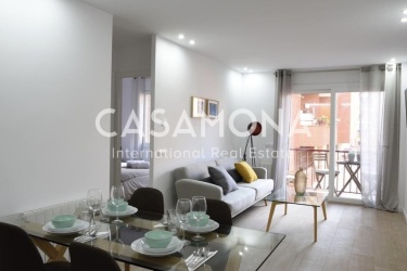 Contemporary 4-Bedroom Apartment in Sagrada Familia