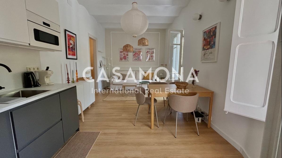 Elegante y luminoso apartamento de 2 dormitorios en Poble Nou