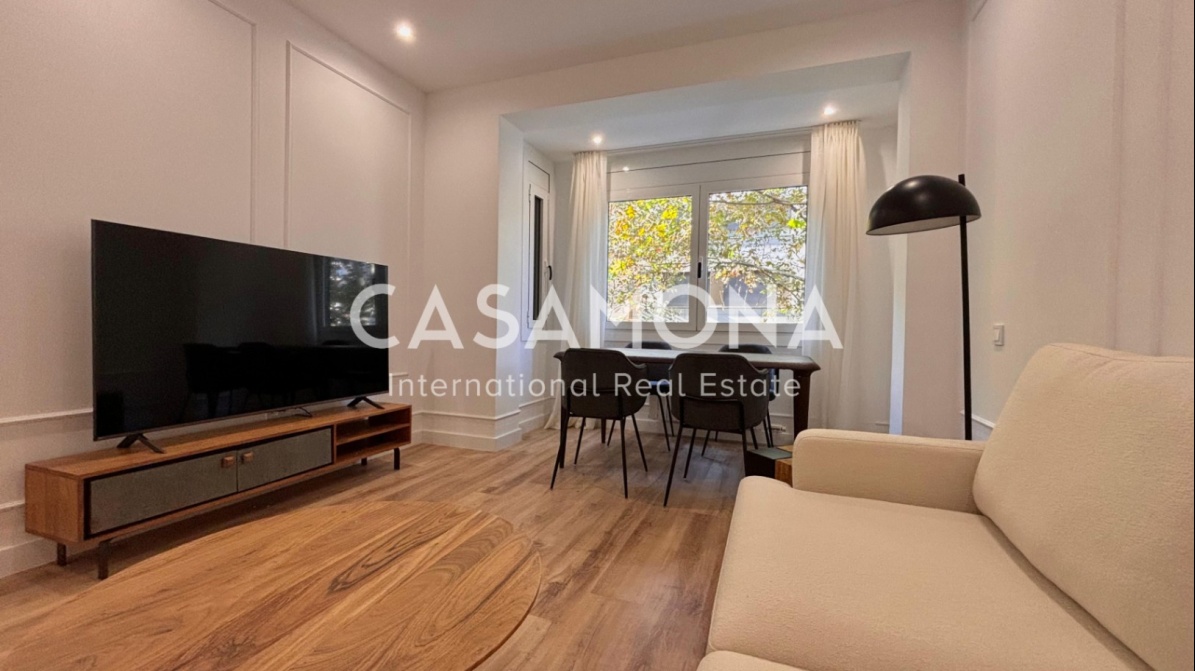 New Renovated Apartment in Eixample with 3 Bedroom, 2 Bathroom plus storage unit