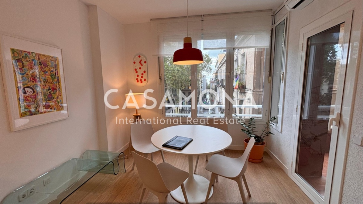 Modern appartement met 4 slaapkamers in het hart van Gràcia