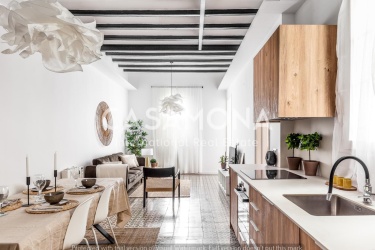 Elegant appartement met 4 slaapkamers in het hart van Eixample, Barcelona