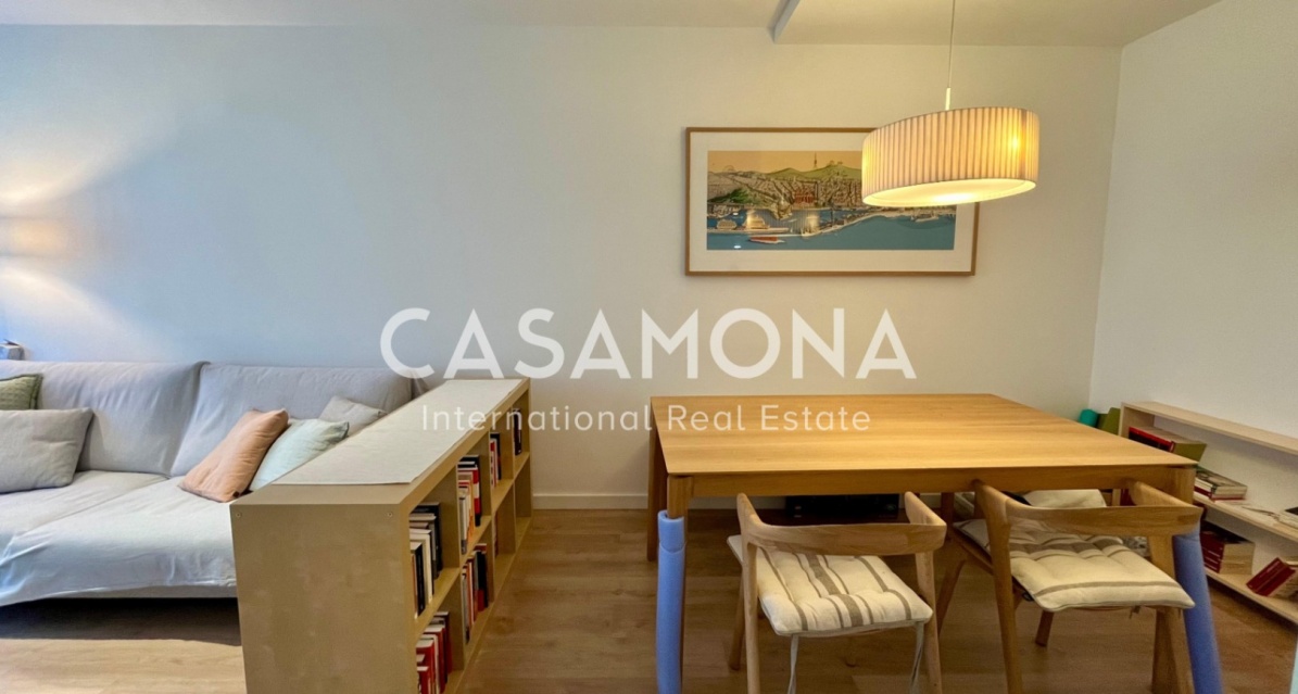 (GERESERVEERD) Modern appartement met 4 slaapkamers in Eixample Esquerra