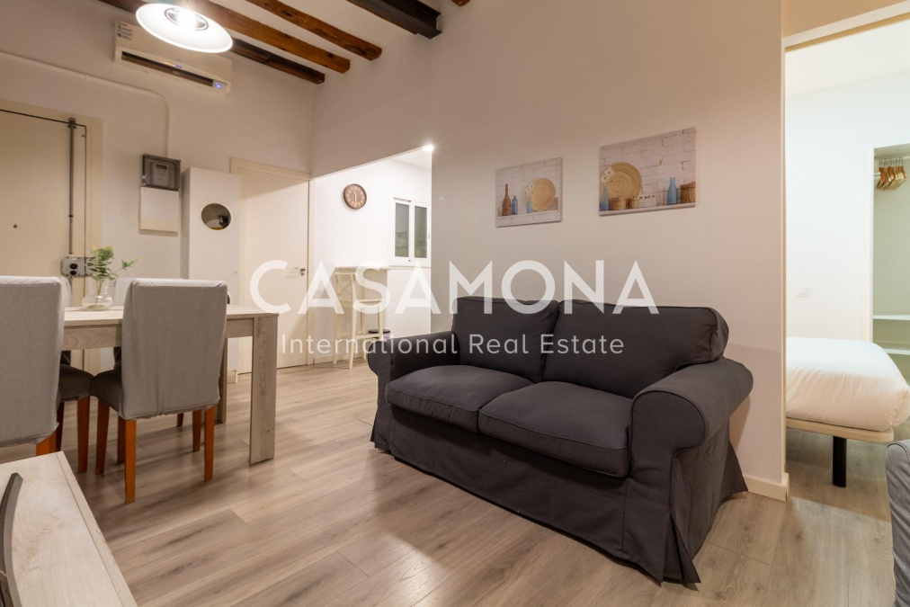 Modern 2 Bedroom Apartment in El Born