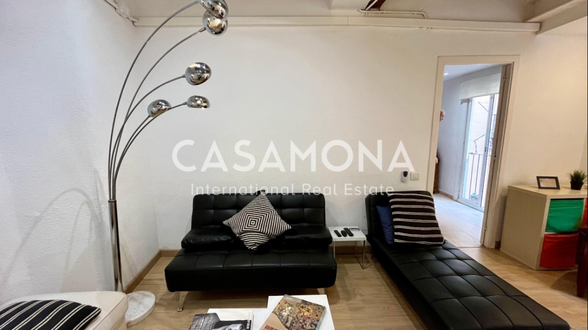 Charming 1-Bedroom Apartment Near Mercat de Santa Caterina