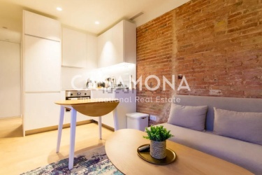 Acogedor estudio con terraza privada en Sant Gervasi