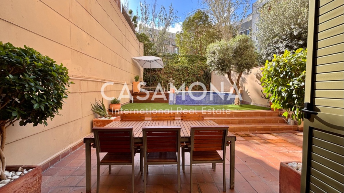 Beautiful Duplex 4 bedroom with Swimming Pool Near Sagrada Familia