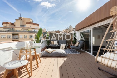 LUKSURIØS PENTHOUSE MED PRIVAT TERRASSE I EIXAMPLE