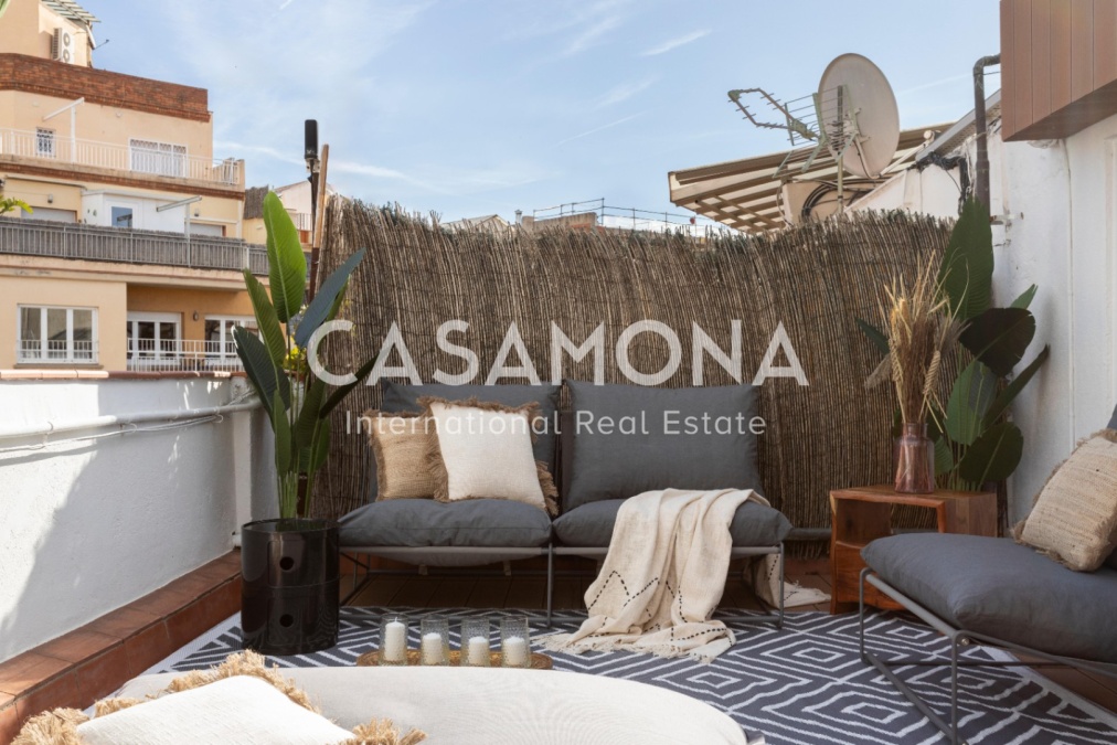 BEAU PENTHOUSE AVEC TERRASSE PRIVÉE DANS L’EIXAMPLE